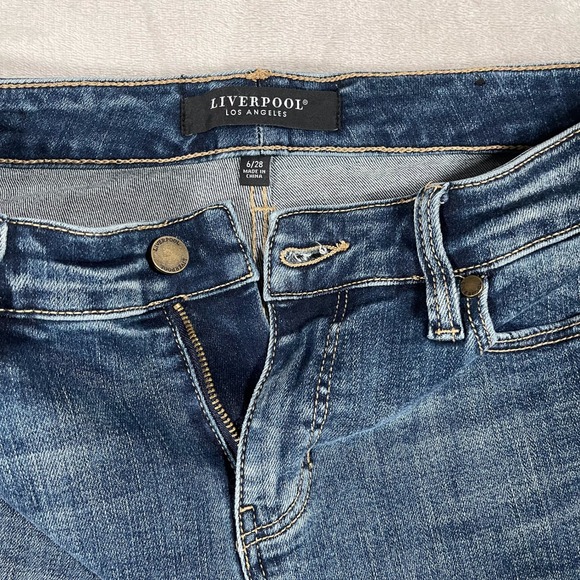 Liverpool Women's Jeans Hannah Crop Flare Denim Stretch Size 6_28 Blue - Picture 2 of 9